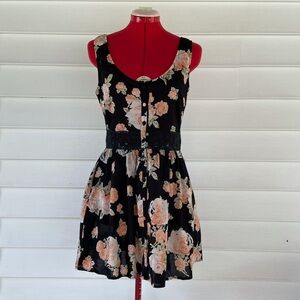 TOPSHOP Black Lace Floral Mini Dress Sz 6